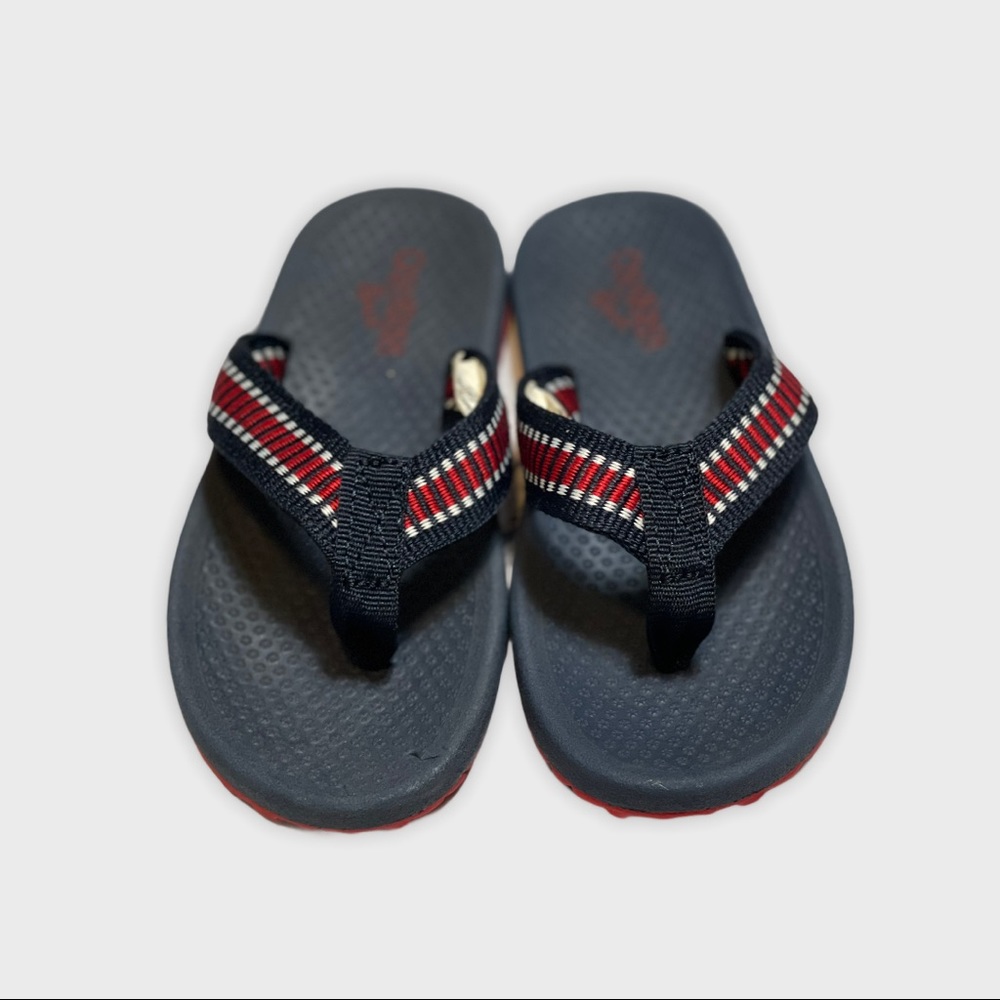 Oshkosh Boys Flipflops Sz 10